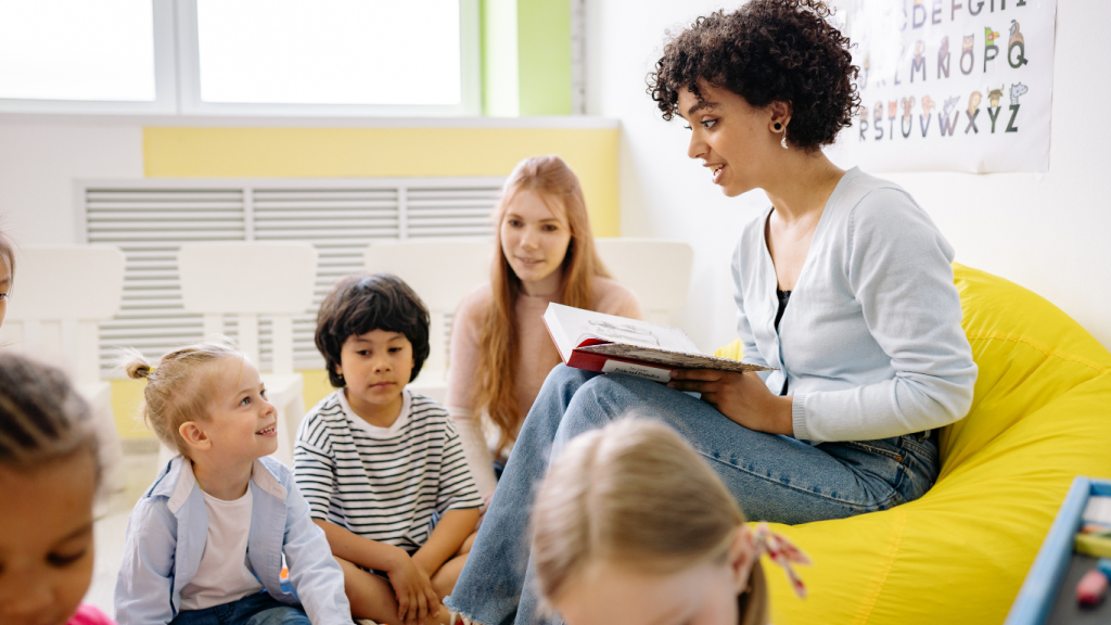 10 mẹo nhỏ để trẻ thích đọc sách ngay từ lần kết nối đầu tiên