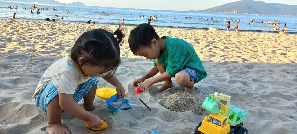 Trẻ cần được hướng dẫn để phản biện một cách tích cực