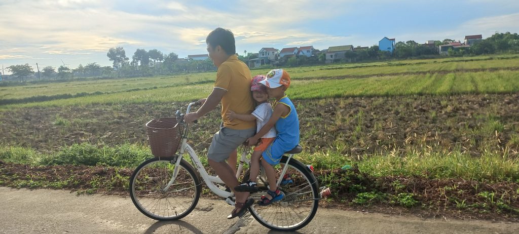 Quá tải với 'chức' người mẹ toàn năng, tôi đã trả mình về với vai phụ trong gia đình